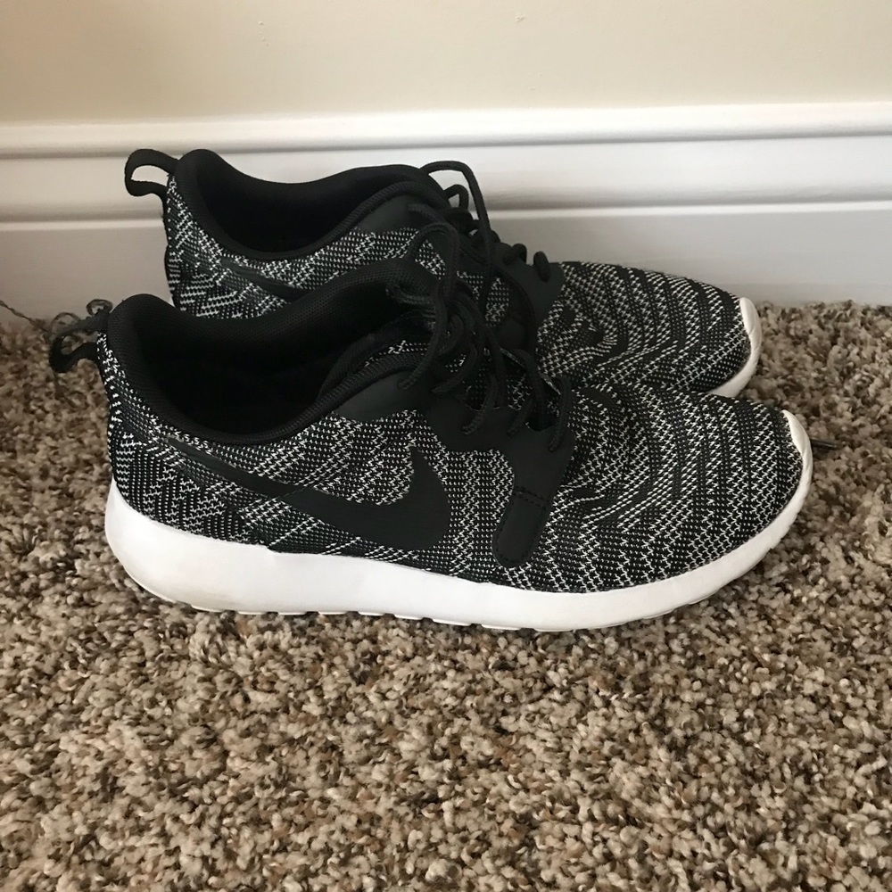 Nike 6.5. Worn only a few times